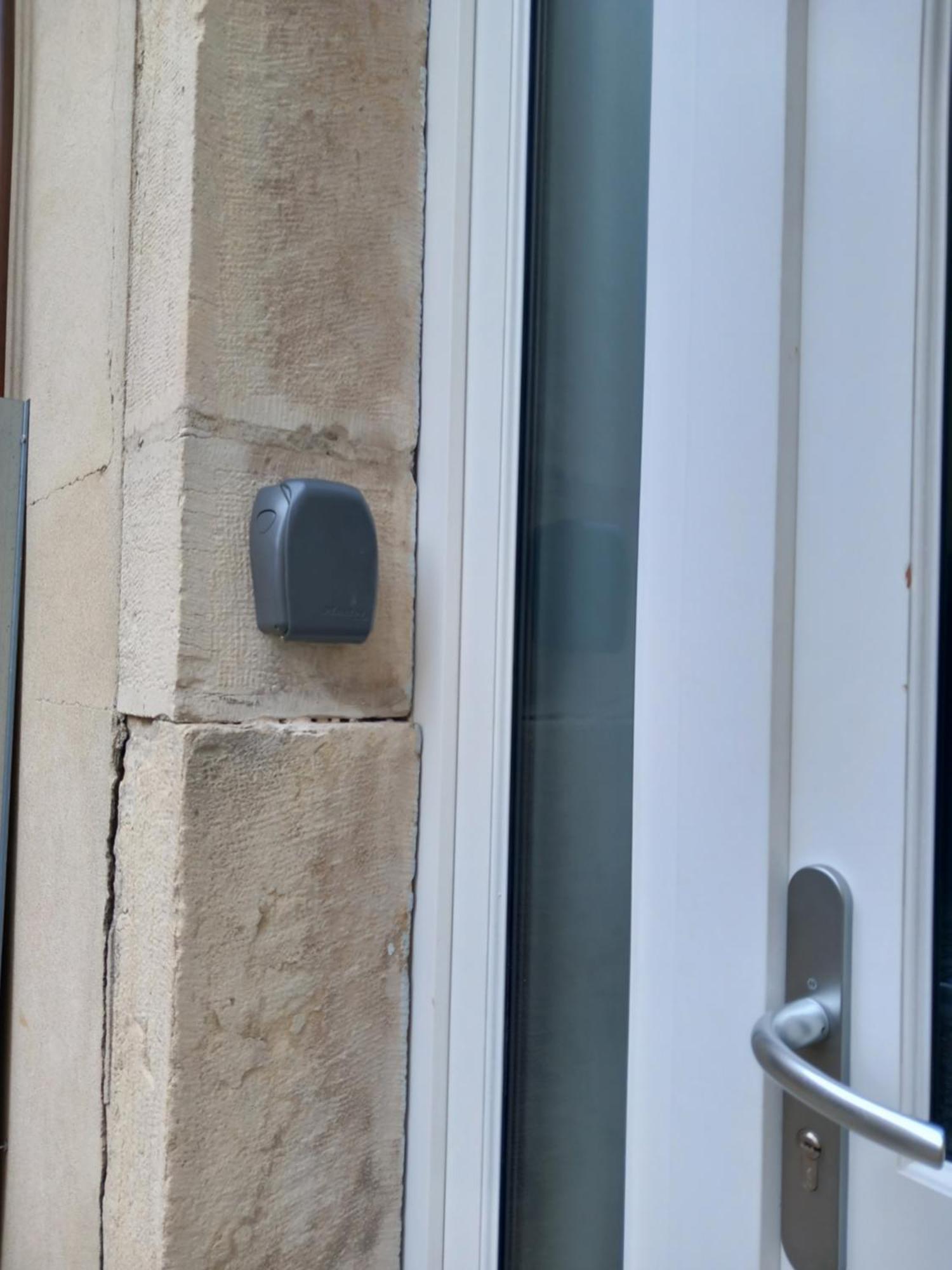 La Cour Fleurie, Tout Confort ディジョン エクステリア 写真